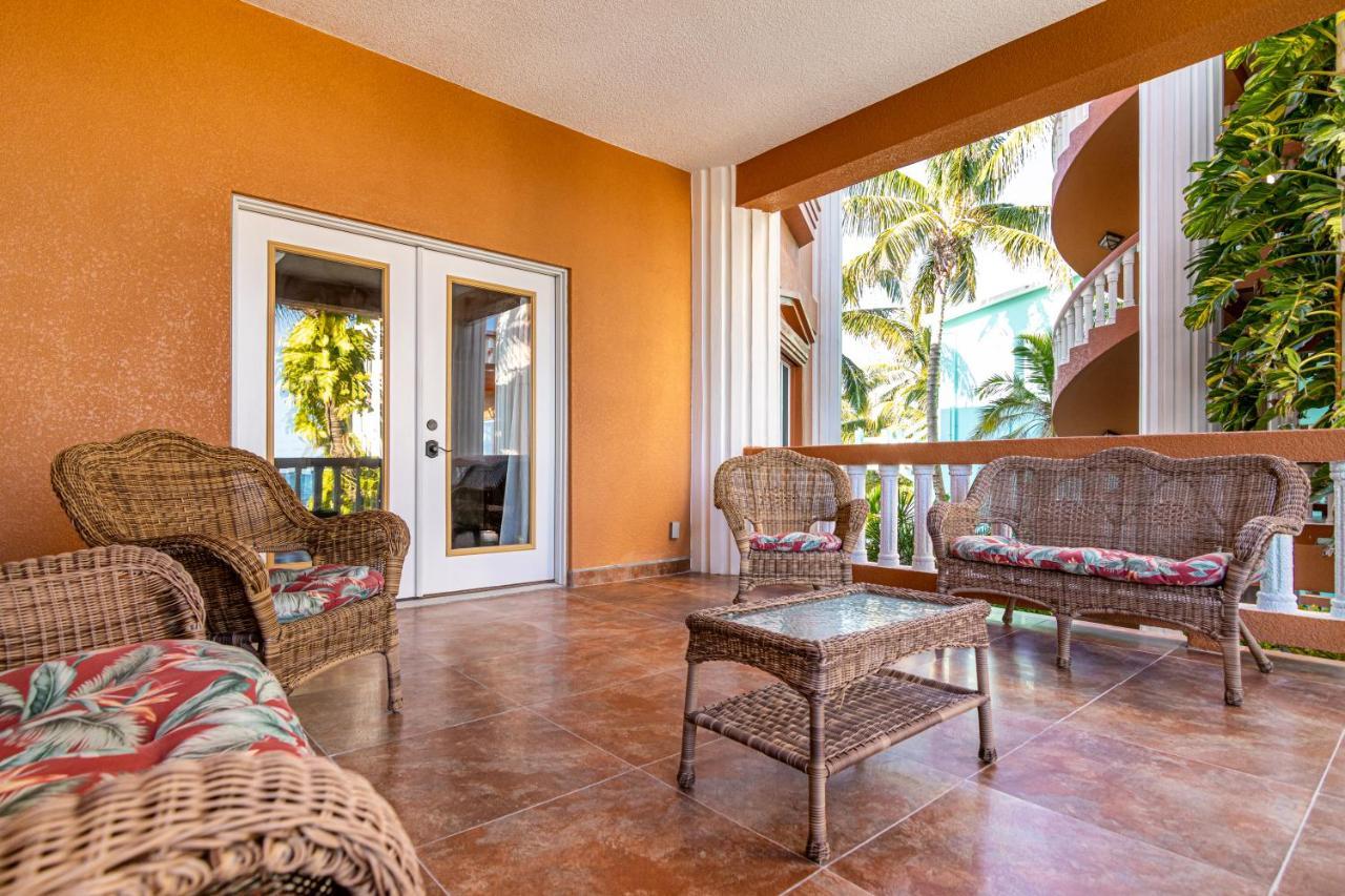 Lighthouse Beach Villas San Pedro  Extérieur photo